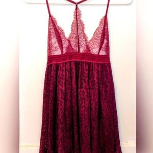 Victoria’s Secret SEXY Lace Baby-Doll Nighty with Matching Panty Set *BURGUNDY*